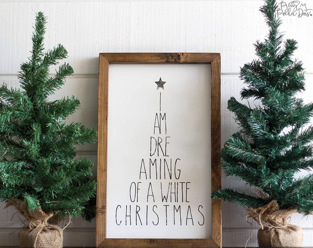 White Christmas - Pretty In Polka Dots